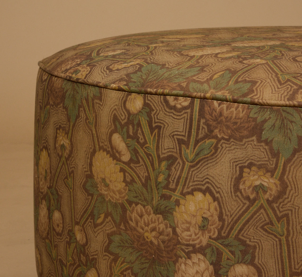 PIERCE & WARD CIRCLE OTTOMAN IN CHRYSANTHEMUM