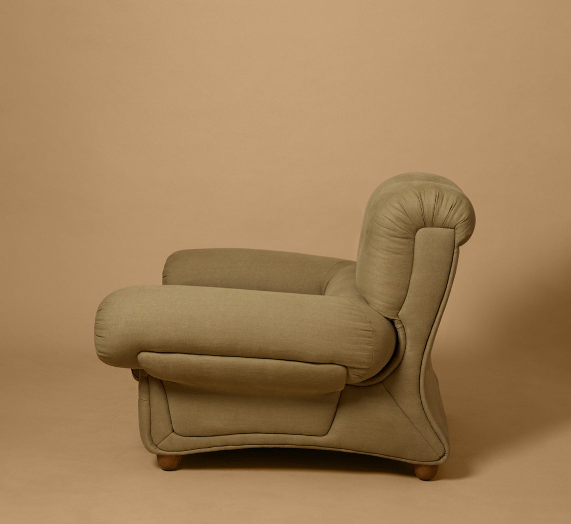 MID CENTURY ITALIAN ARM CHAIR IN P&W EUCALYPTUS LINEN