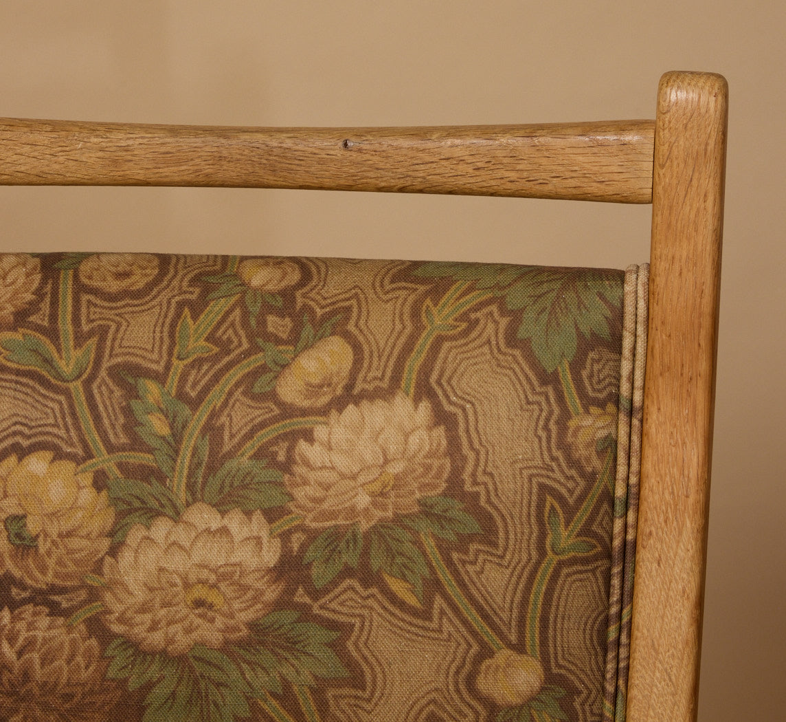 SET OF 6 DANISH OAK DINING CHAIRS BY HENNING KJAERNULF IN PIERCE & WARD CHRYSANTHEMUM