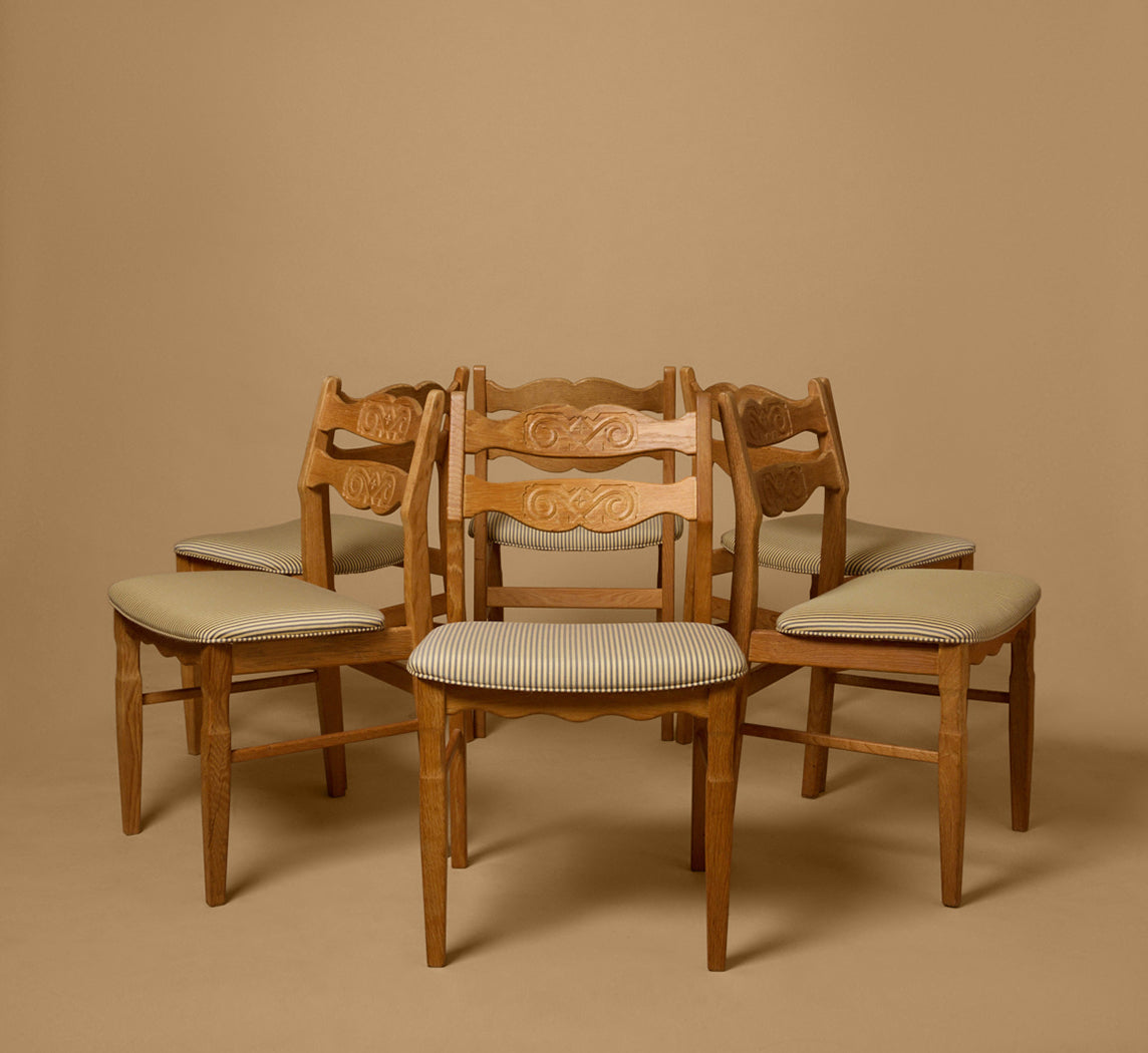 SET OF 6 DANISH CARVED OAK DINING CHAIRS BY HENNING KJAERNULF WITH SILK STRIPE