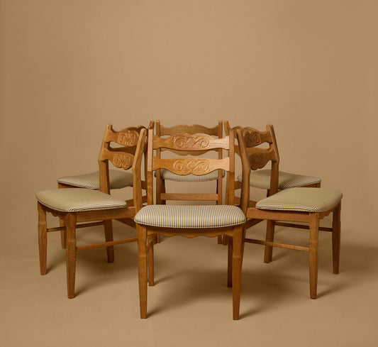 SET OF 6 DANISH CARVED OAK DINING CHAIRS BY HENNING KJAERNULF WITH SILK STRIPE