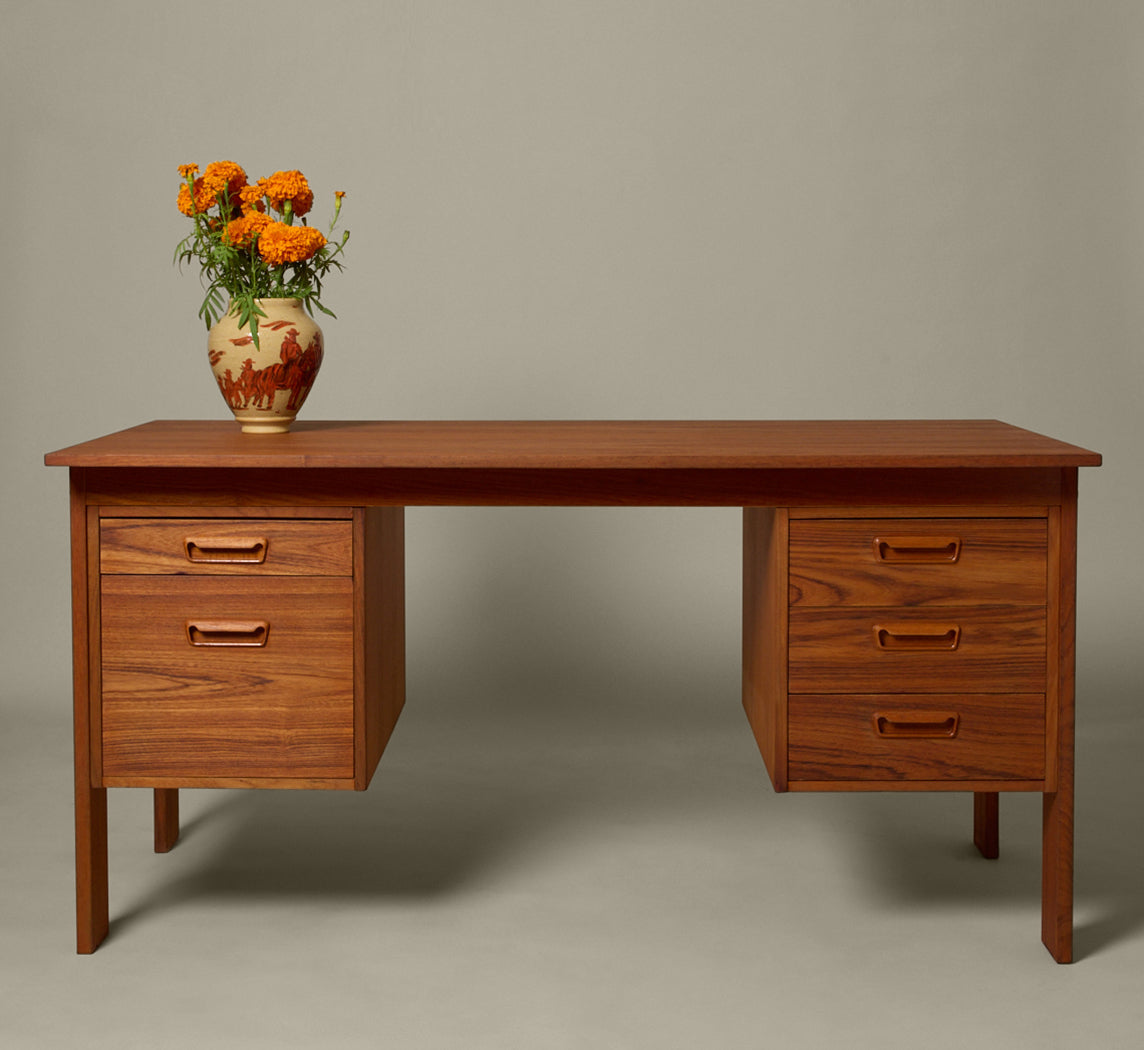 1960S DANISH MODERN TEAK DESK