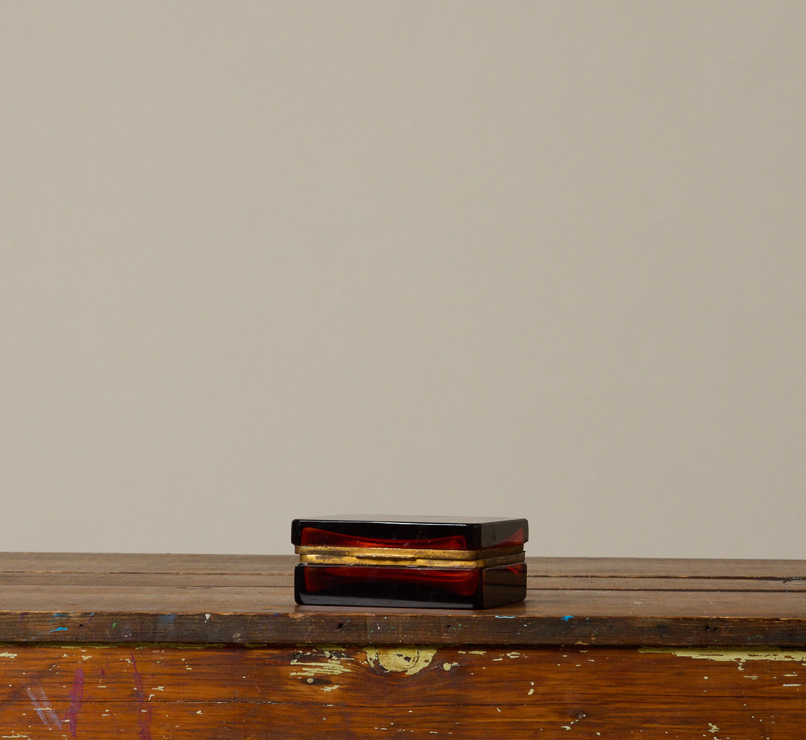 1940S FRENCH GLASS & BRASS JEWELRY BOX