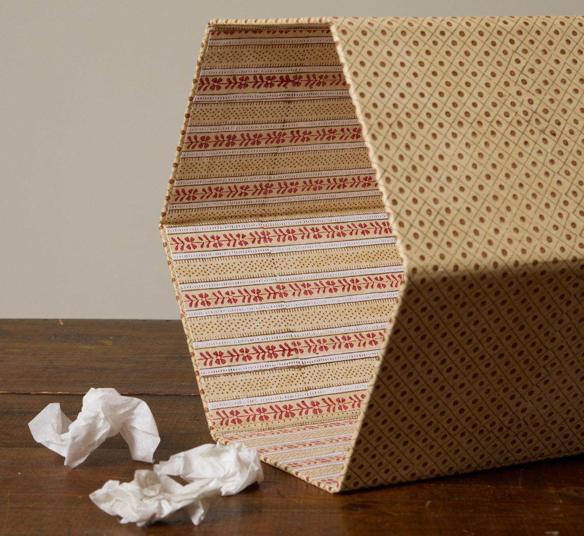 BLOCK PRINTED DOT & GRID HEXAGON COLLAPSIBLE BASKET IN OCHER