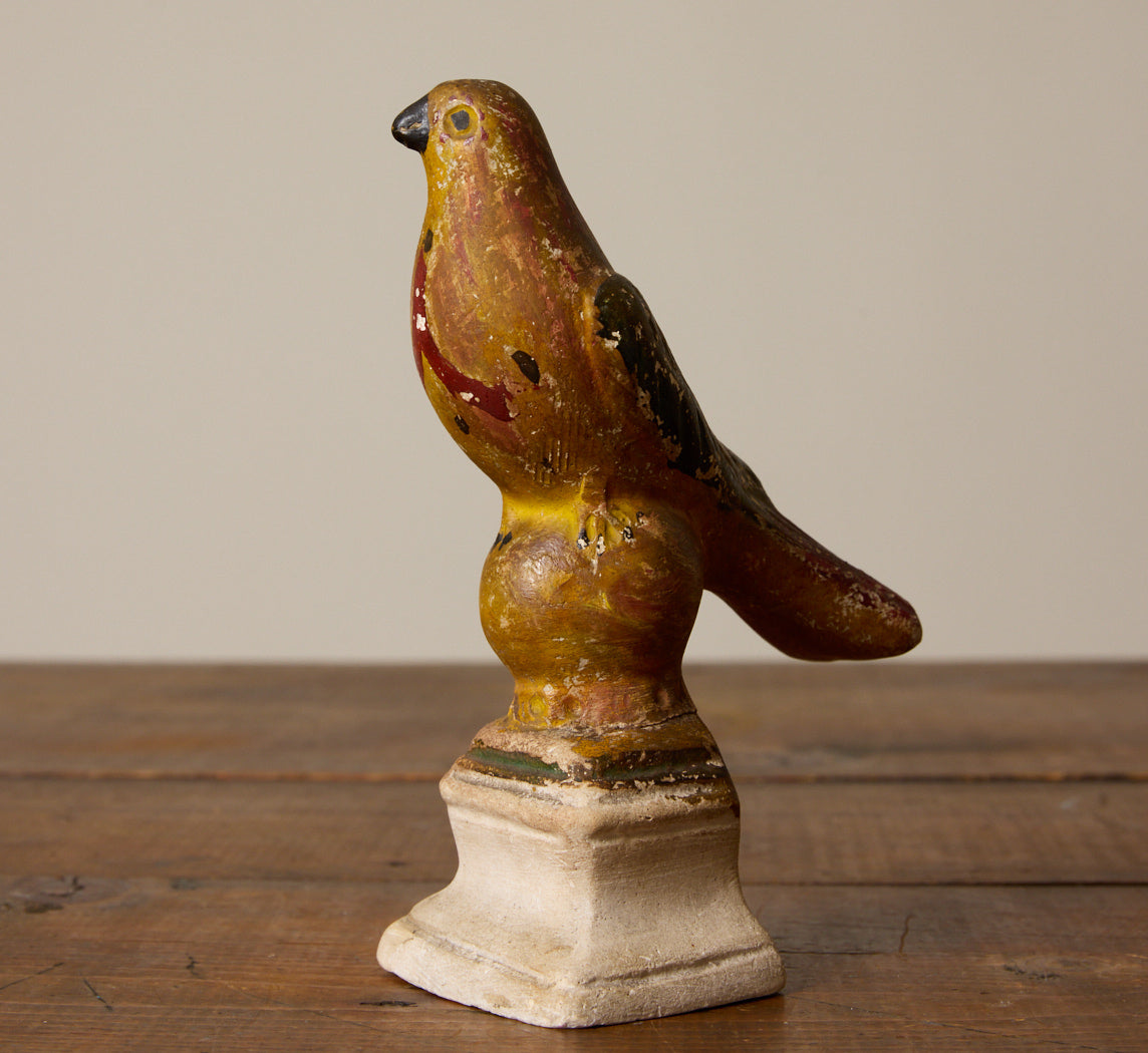 PAIR OF 19TH CENTURY AMERICAN CHALKWARE BIRDS