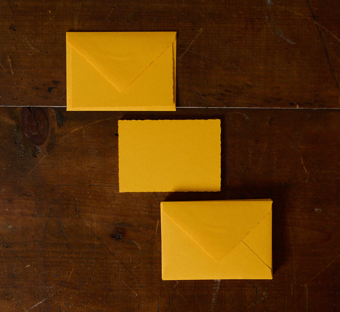 ITALIAN STATIONERY SET IN MARIGOLD