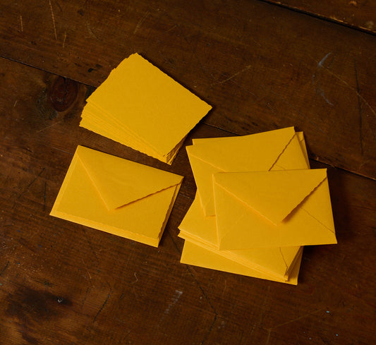 ITALIAN STATIONERY SET IN MARIGOLD