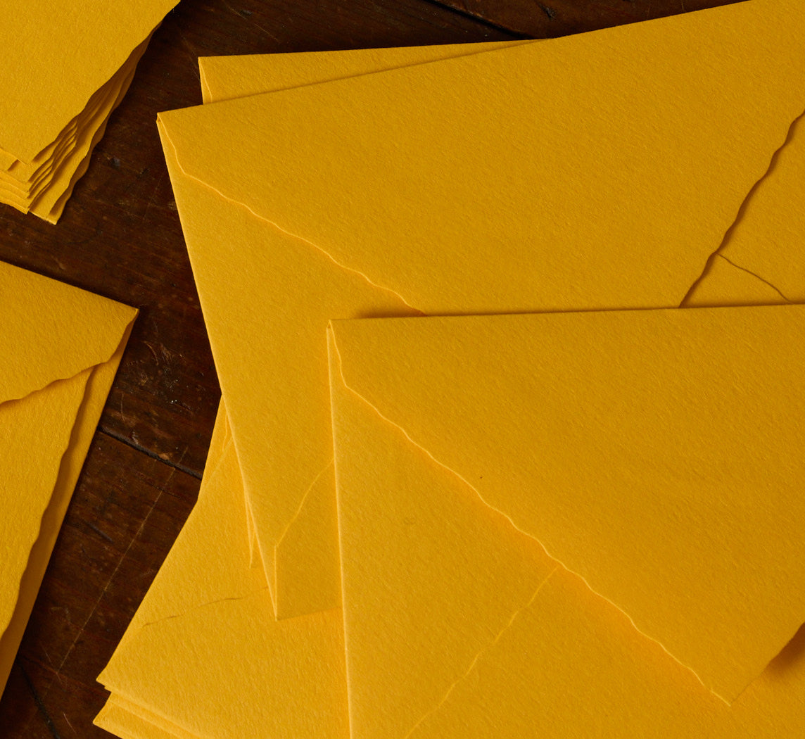 ITALIAN STATIONERY SET IN MARIGOLD