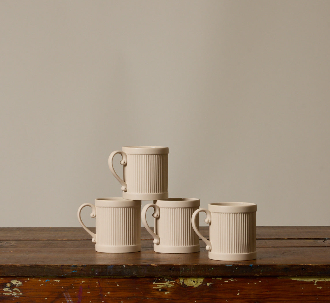 STONEWARE TEA MUG