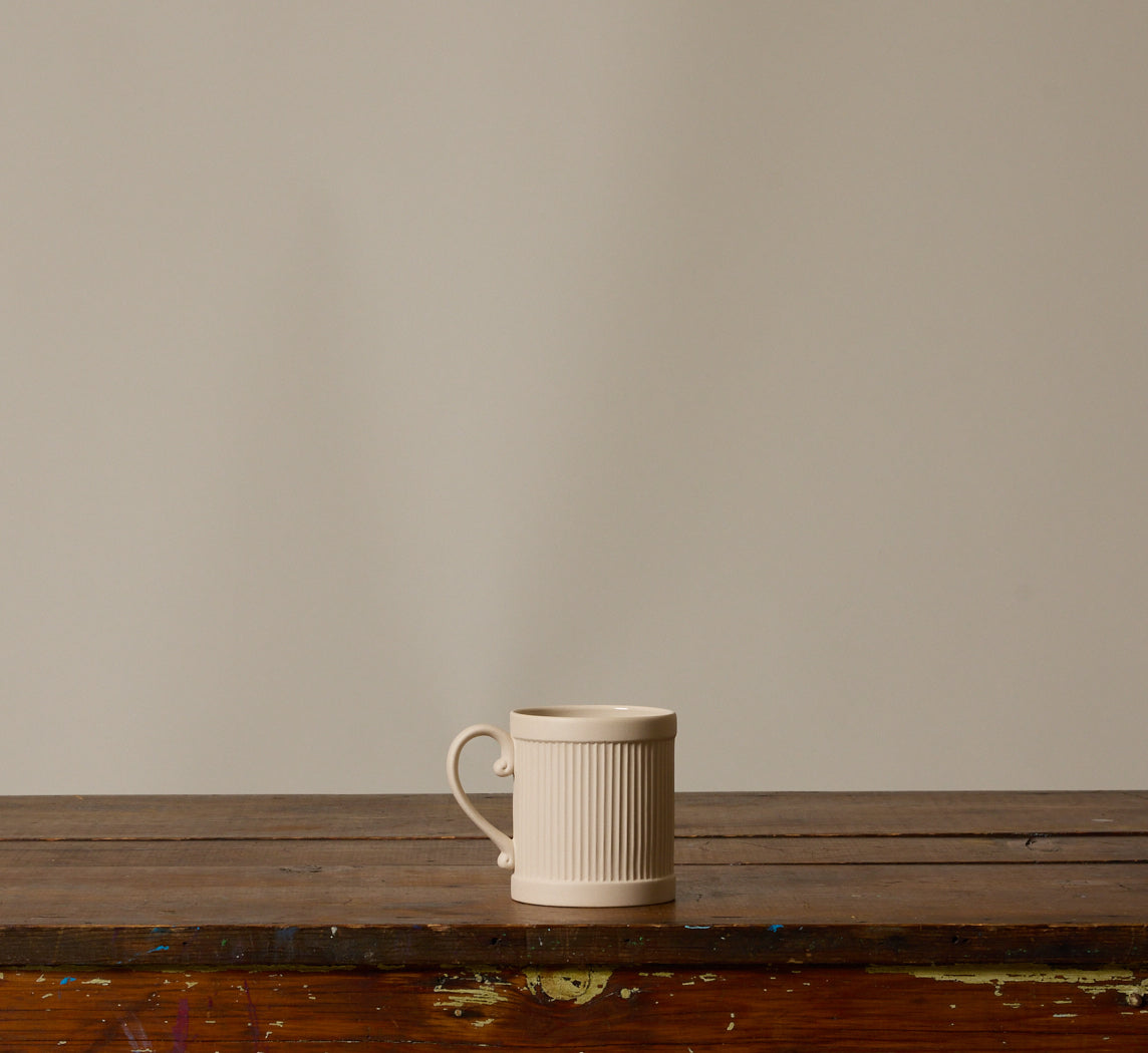 STONEWARE TEA MUG