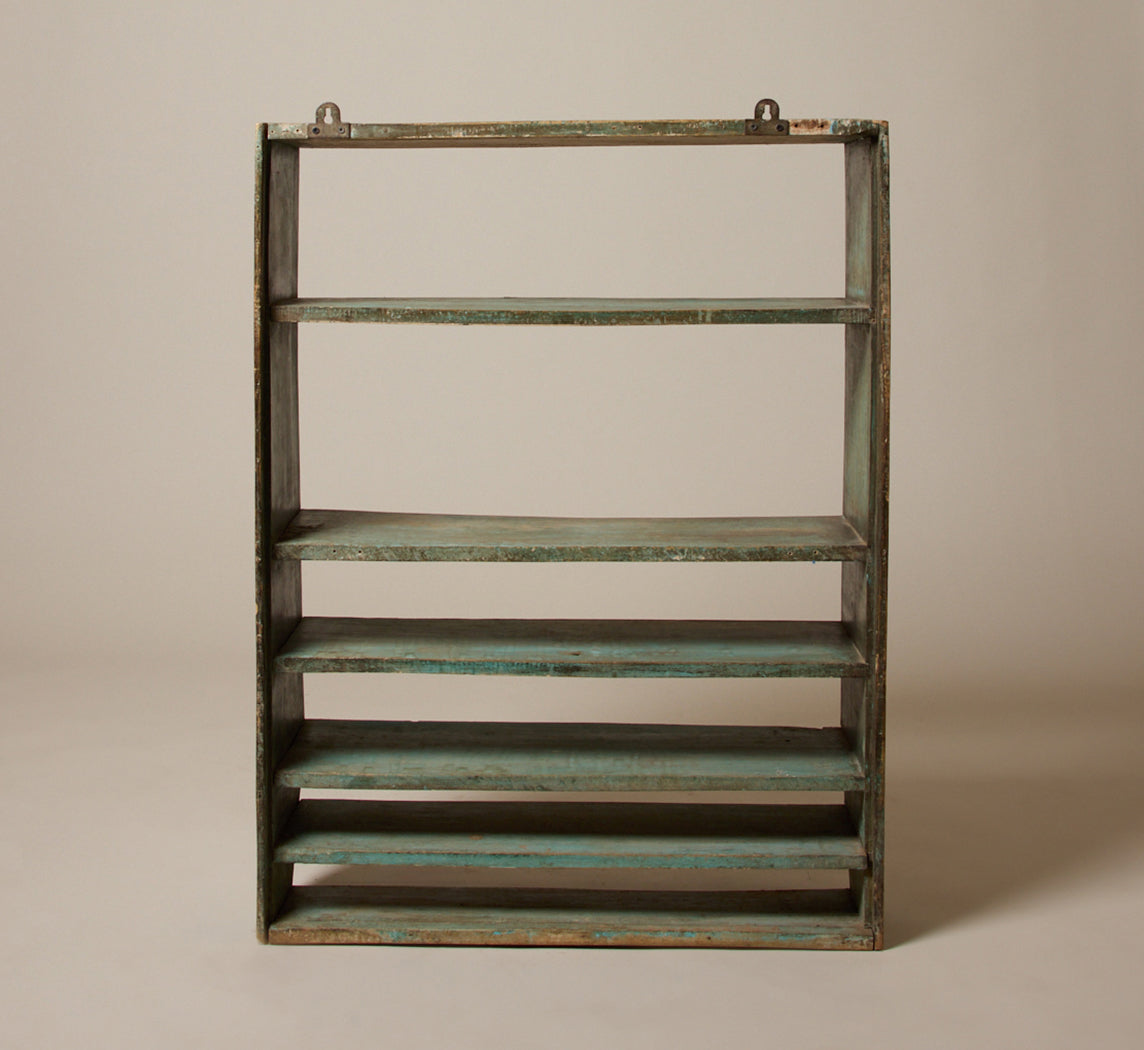 19TH CENTURY PRIMITIVE GREEN PAINTED WALL SHELF