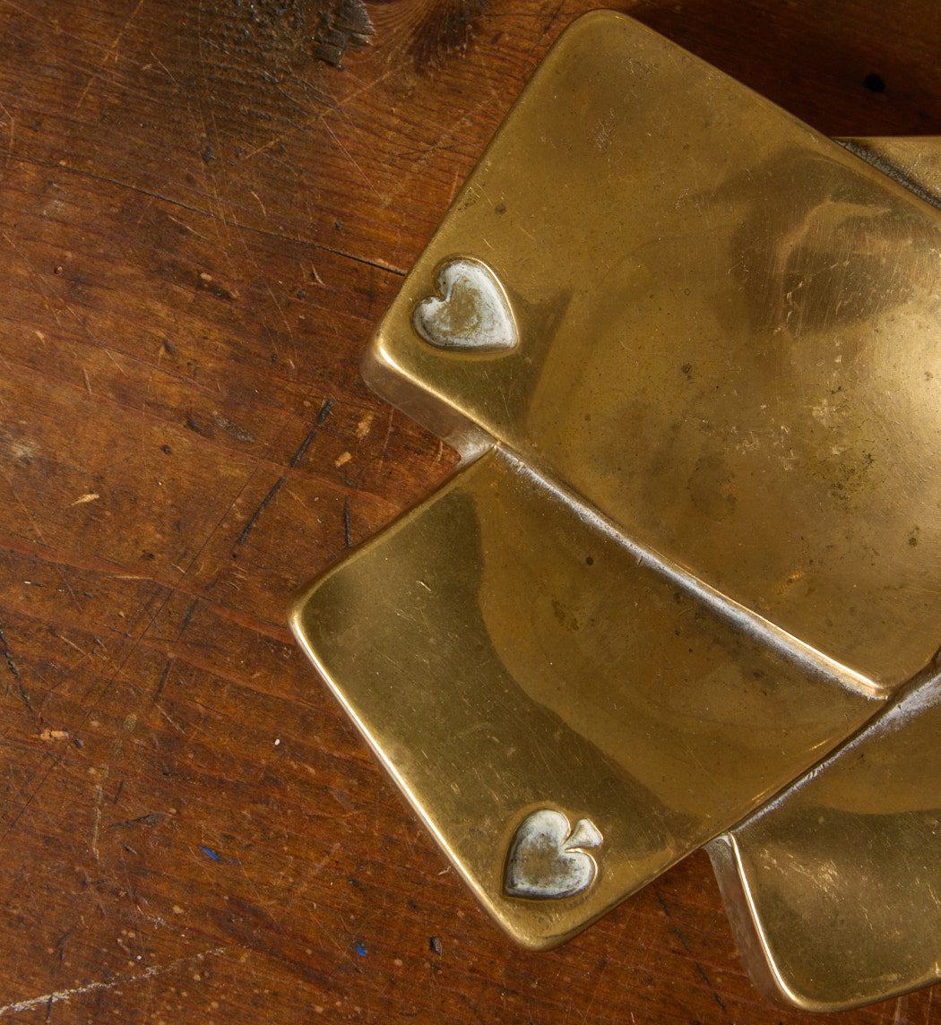 1960S ITALIAN BRASS PLAYING CARD TRINKET DISH