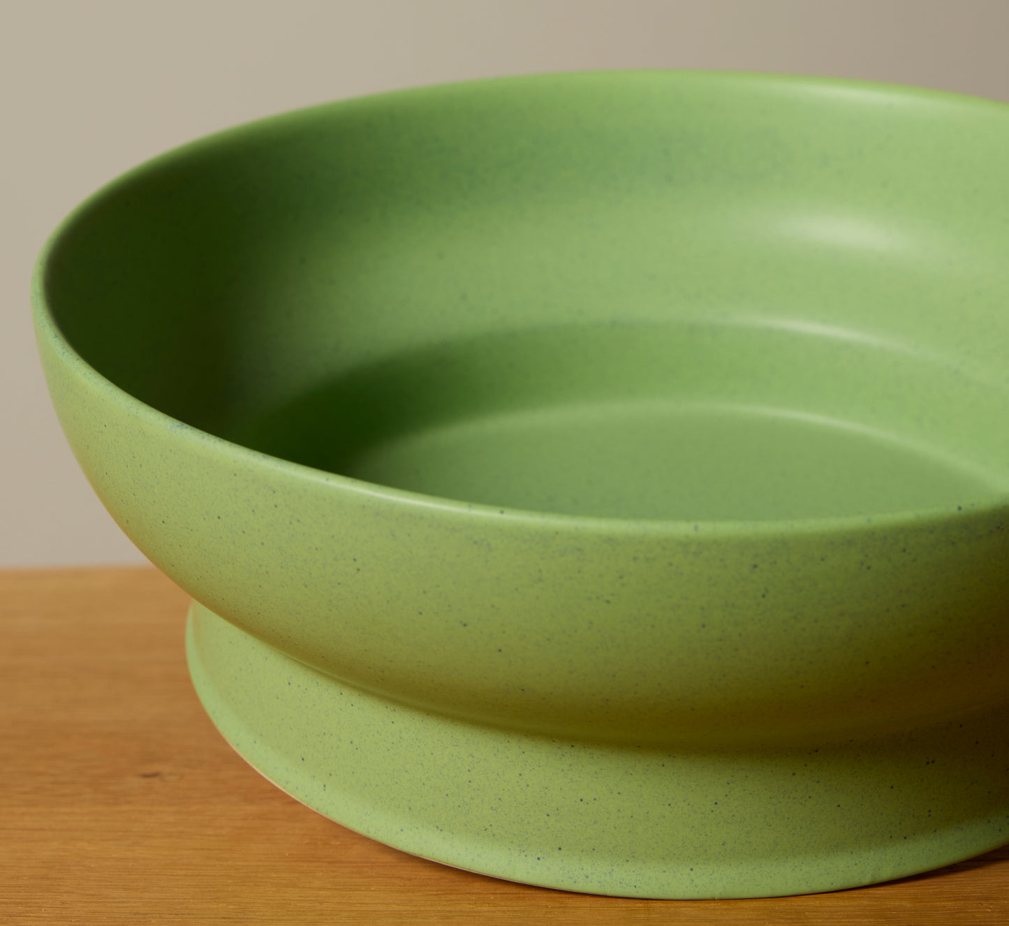 LARGE GREEN BOWL RA BY ANN DEMEULEMEESTER