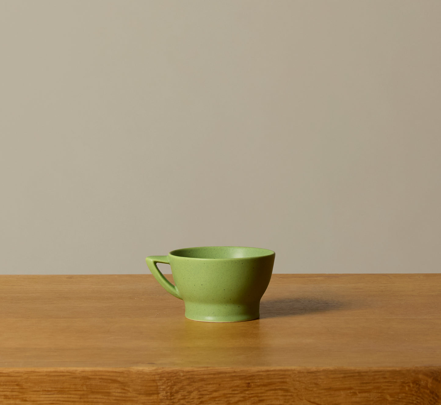 CUP WITH HANDLE GREEN RA BY ANN DEMEULEMEESTER