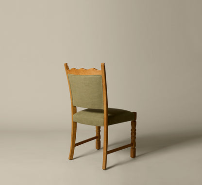 OAK DINING CHAIRS IN THE MANNER OF KJAERNULF (6)