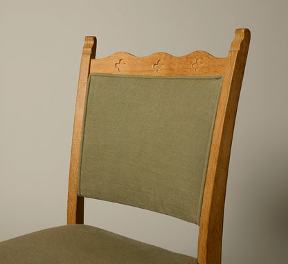 OAK DINING CHAIRS IN THE MANNER OF KJAERNULF (6)