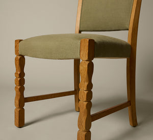 OAK DINING CHAIRS IN THE MANNER OF KJAERNULF (6)