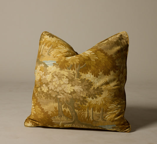 THE GOLDEN PAPER MOON PILLOW