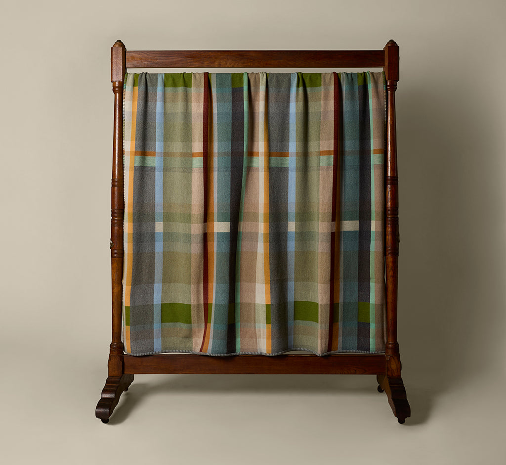 WALLACE + SEWELL X PIERCE & WARD LARGE GREEN BLOCK THROW