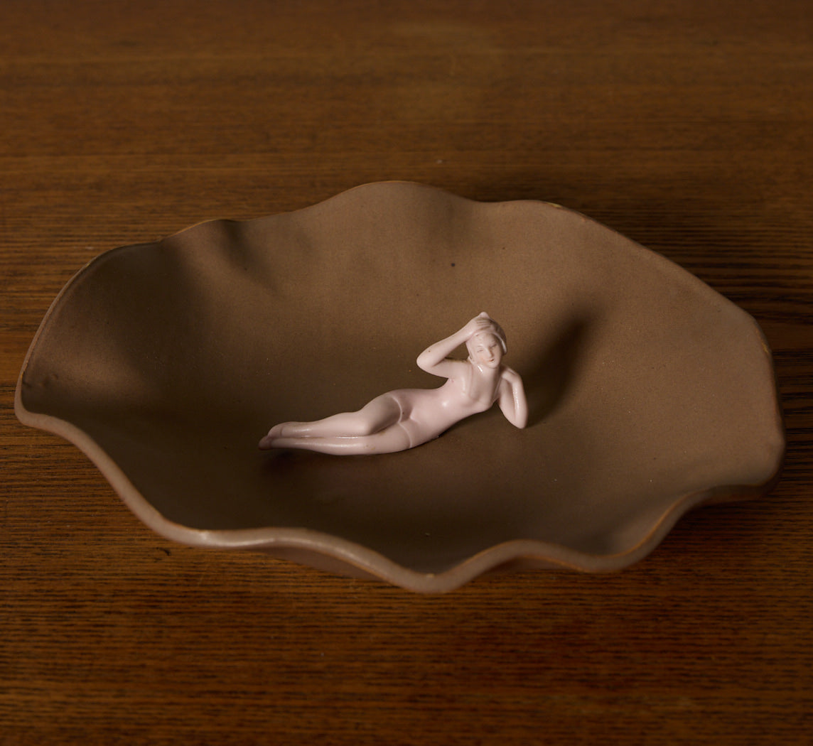 ABRA CERAMIC FIGURINE DISH - TAUPE GLAZE / NUDE FIGURE