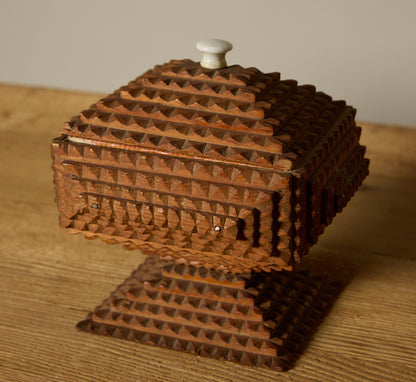 HAND-CARVED TRAMP ART LIDDED BOX