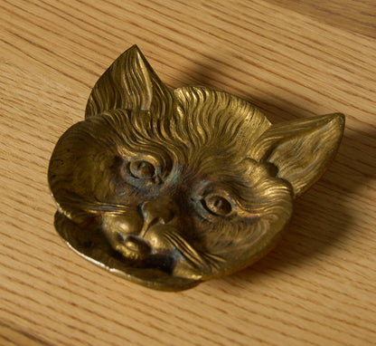 VINTAGE BRASS FELINE CATCHALL