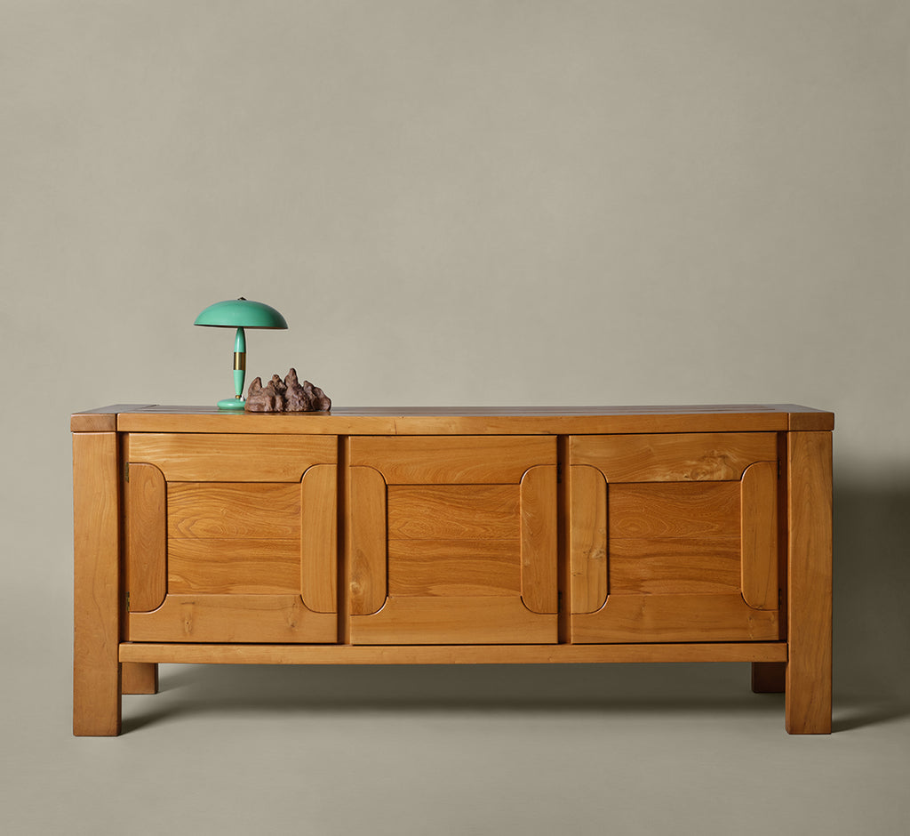 1970'S FRENCH ELM CREDENZA BY MAISON REGAIN