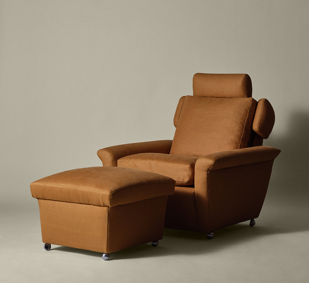 MID-CENTURY SPACE AGE RECLINER WITH OTTOMAN
