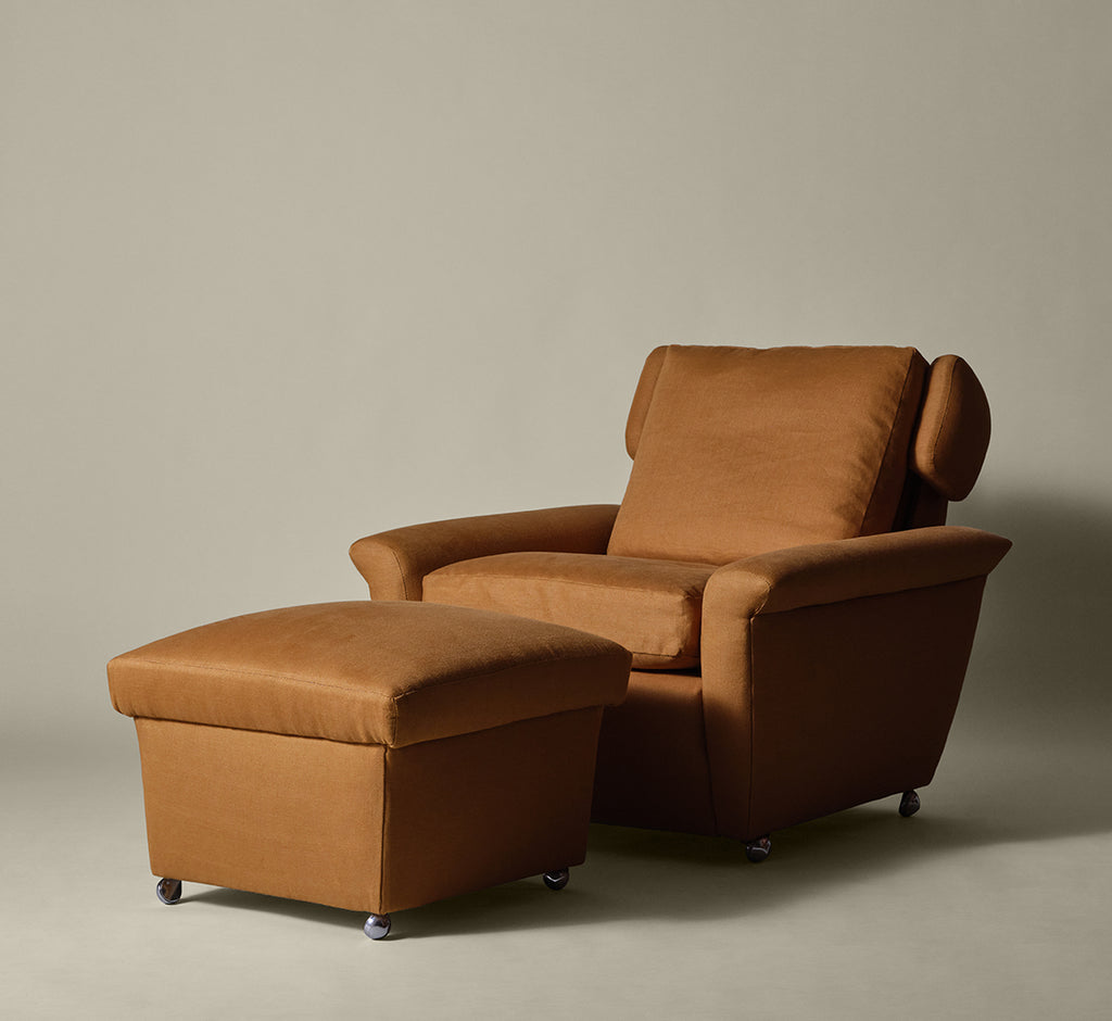 MID-CENTURY SPACE AGE RECLINER WITH OTTOMAN