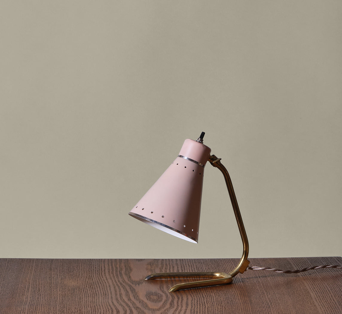 MID CENTURY PINK  AND BRASS TABLE LAMP
