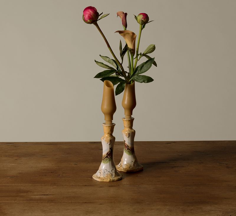 HANDS VASE PAIR IN NATURAL