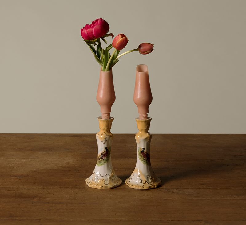 HANDS VASE PAIR IN BLUSH