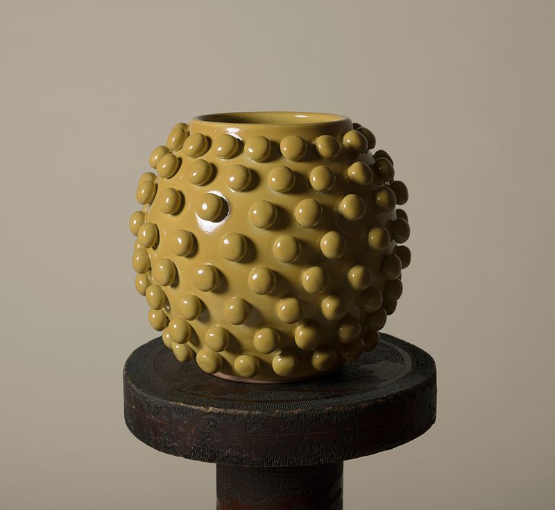 CASA ALFARERA ROUND GUMBALL VASE IN YELLOW