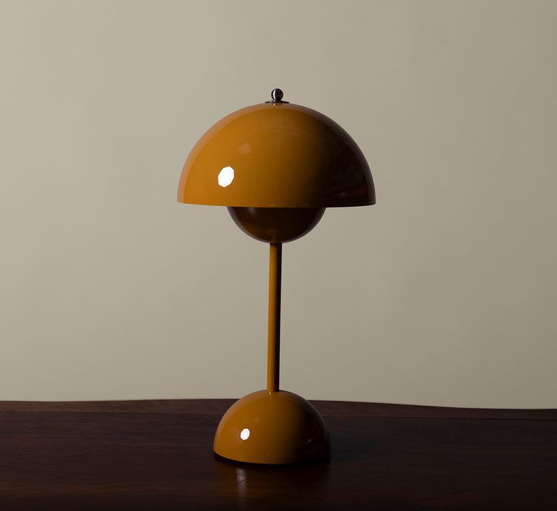 FLOWERPOT PORTABLE TABLE LAMP VP9 IN MUSTARD