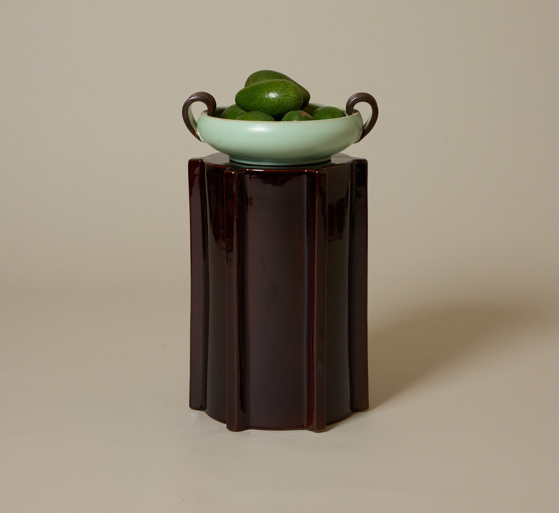 GEOMETRICAL PAWN STONEWARE SIDE TABLE IN DARK BROWN