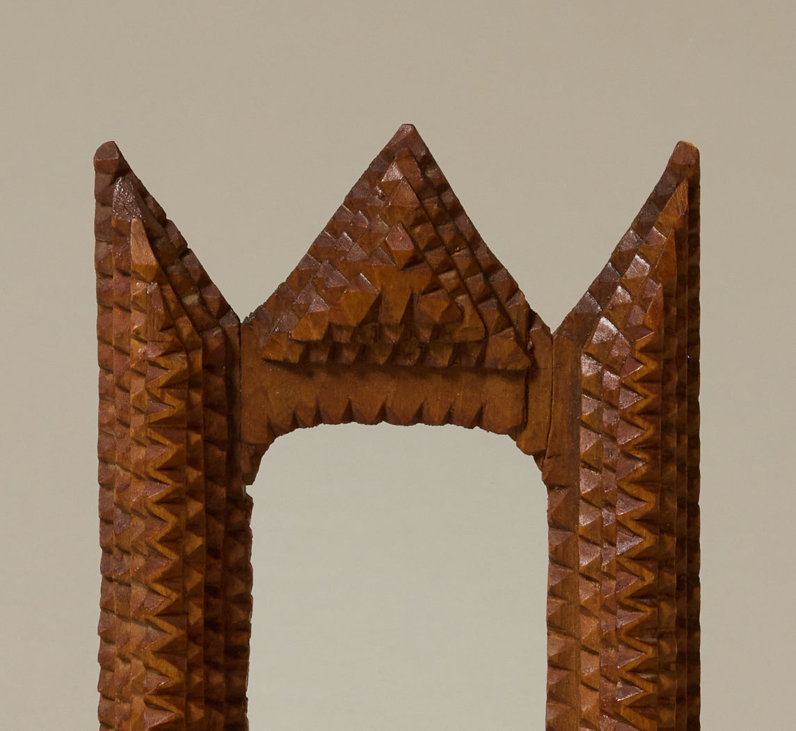 19TH CENTURY POINTED TRAMP ART WALL MIRROR