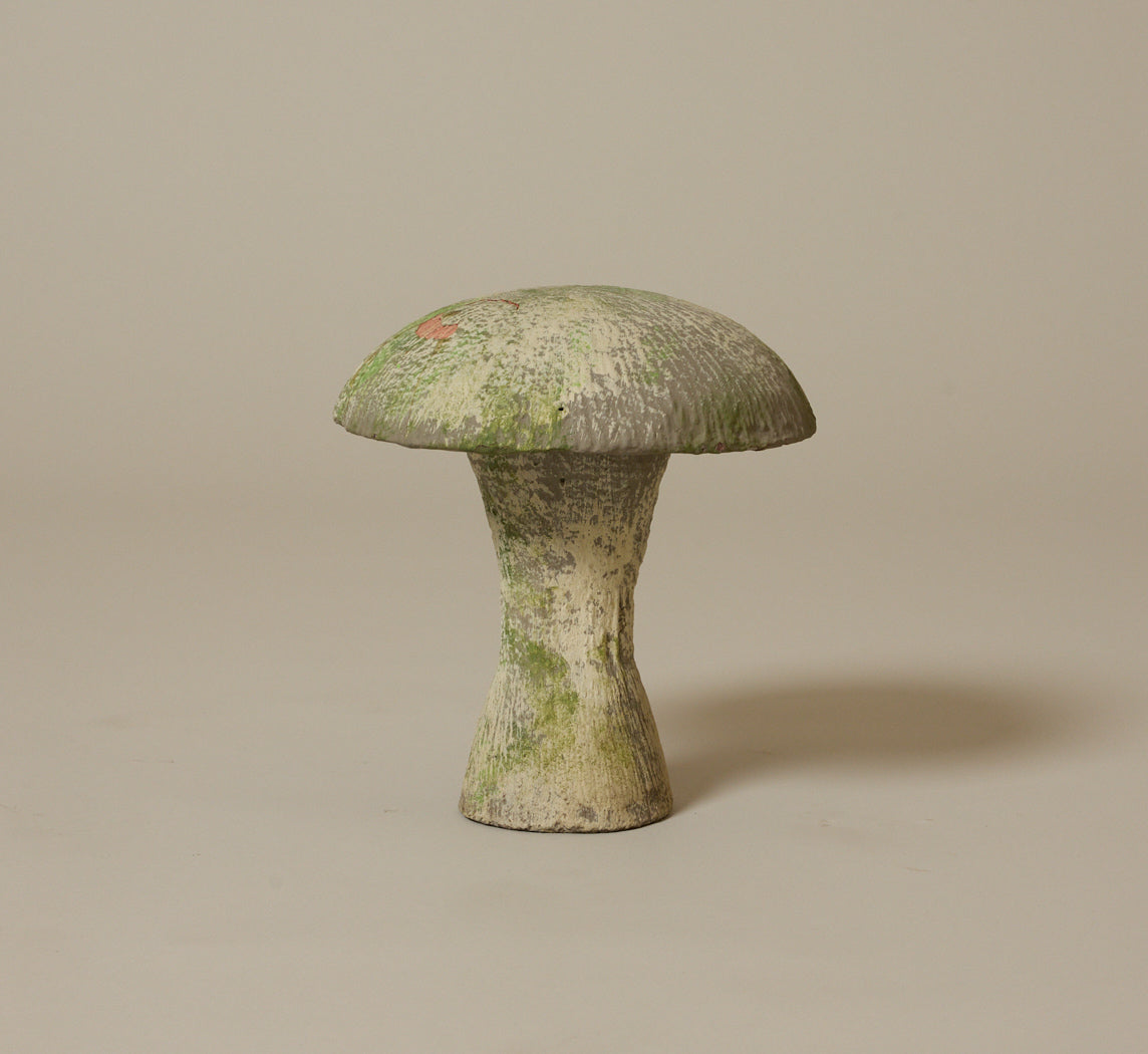 PAIR OF 1960S CEMENT MUSHROOM GARDEN SCULPTURES