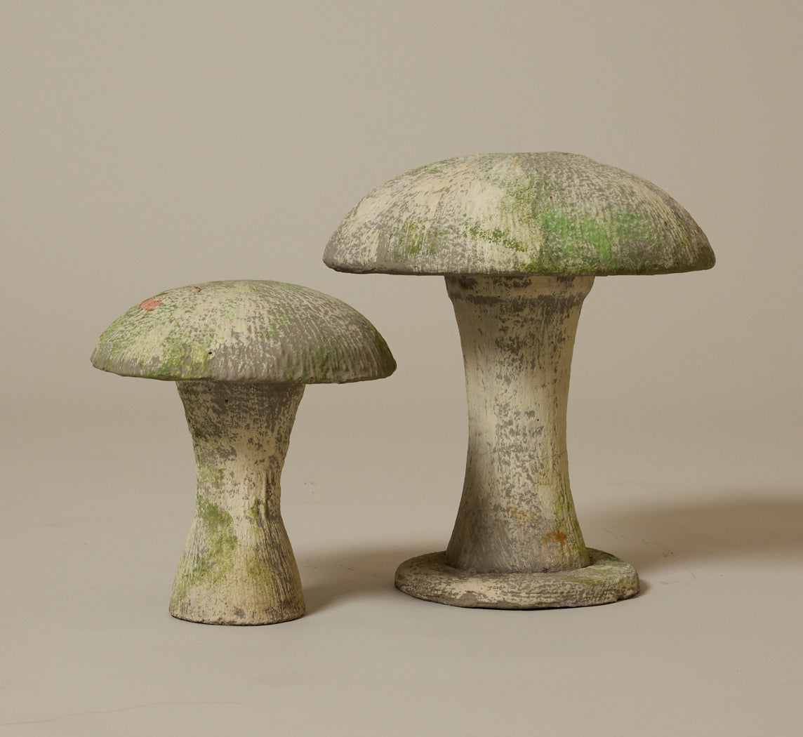 PAIR OF 1960S CEMENT MUSHROOM GARDEN SCULPTURES