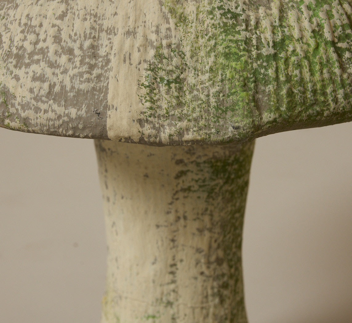 PAIR OF 1960S CEMENT MUSHROOM GARDEN SCULPTURES