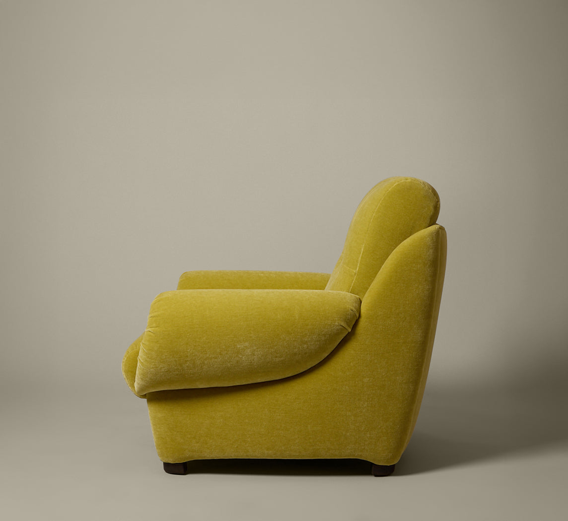 PIERCE & WARD VITTI CHAIR IN MARCI MOHAIR