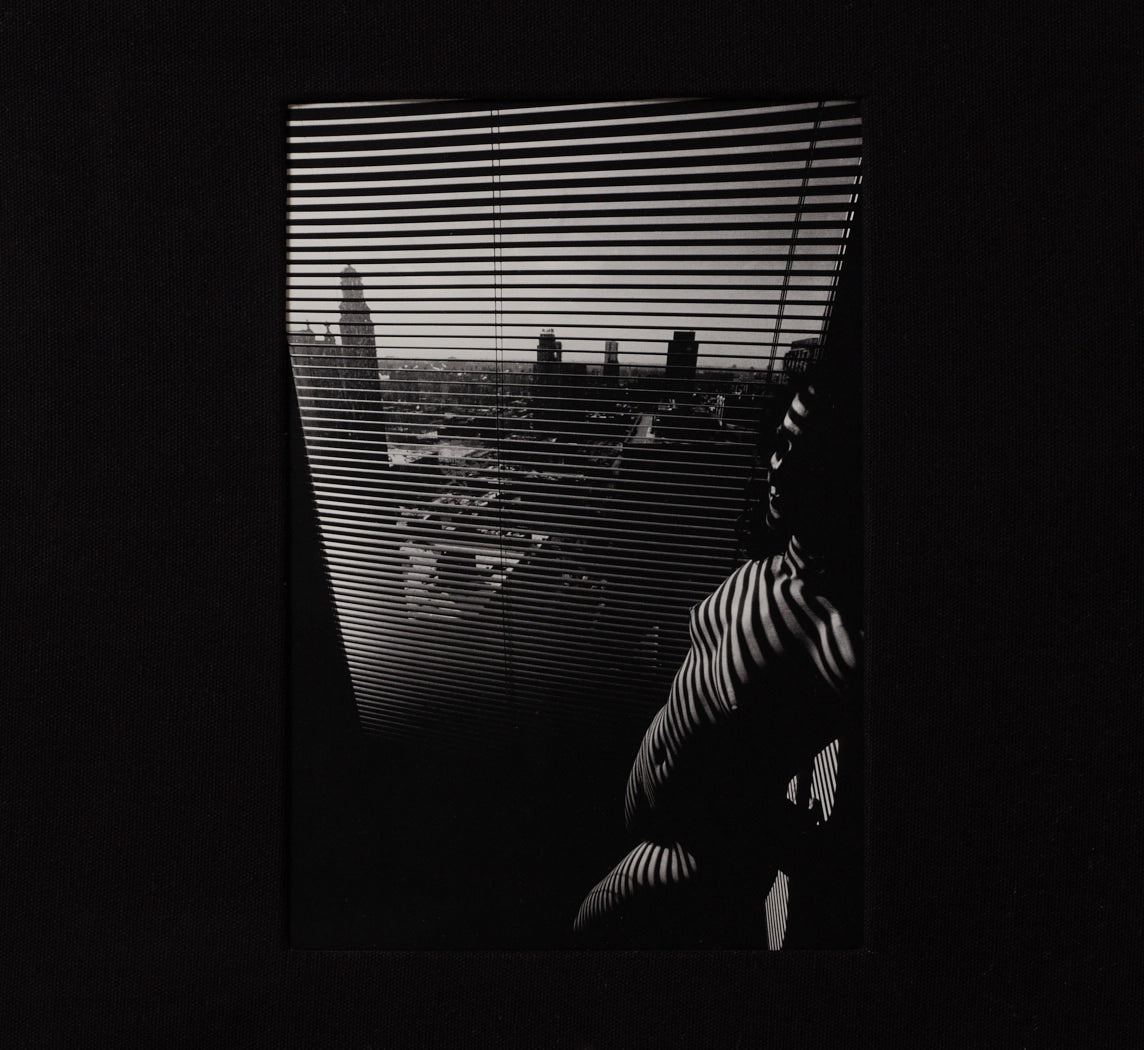 LUCIEN CLERGUE (1934 - 2014) "CHICAGO" PHOTOGRAVURE, 1977