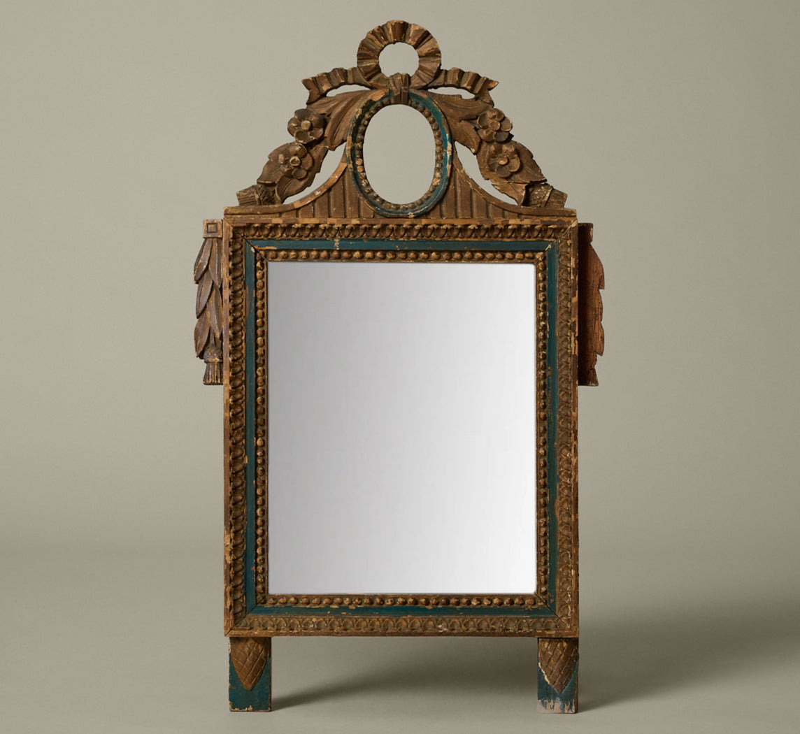 19TH CENTURY FRENCH CARVED FRAME