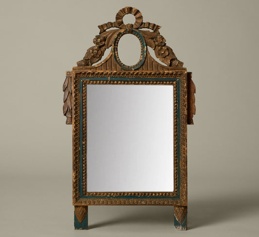 19TH CENTURY FRENCH CARVED FRAME