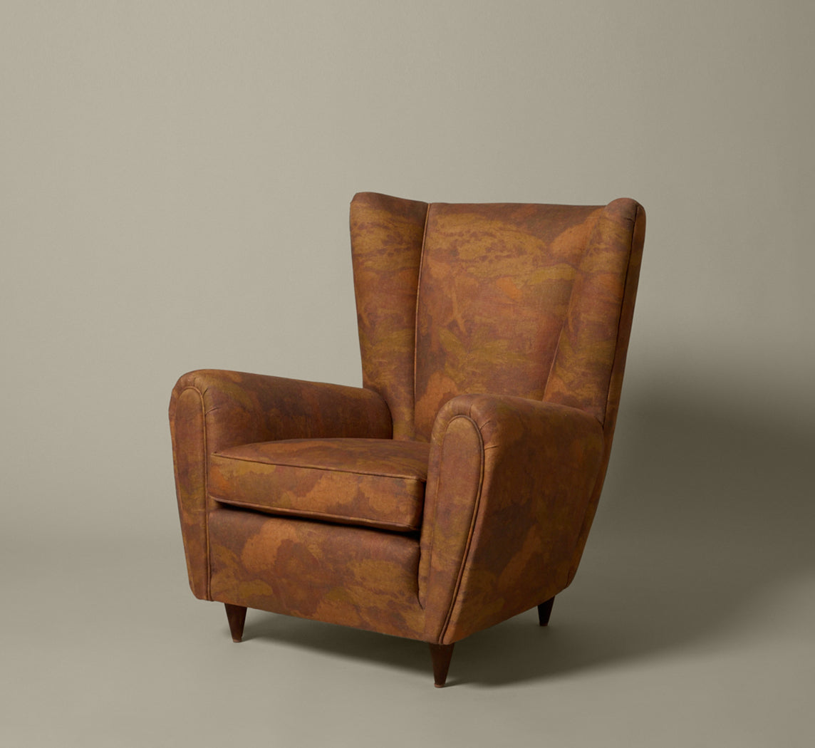 1950S ITALIAN ARM CHAIR BY PAOLO BUFFA IN PIERCE & WARD THE PAINTING LINEN