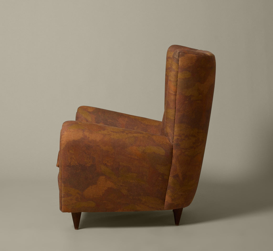 1950S ITALIAN ARM CHAIR BY PAOLO BUFFA IN PIERCE & WARD THE PAINTING LINEN