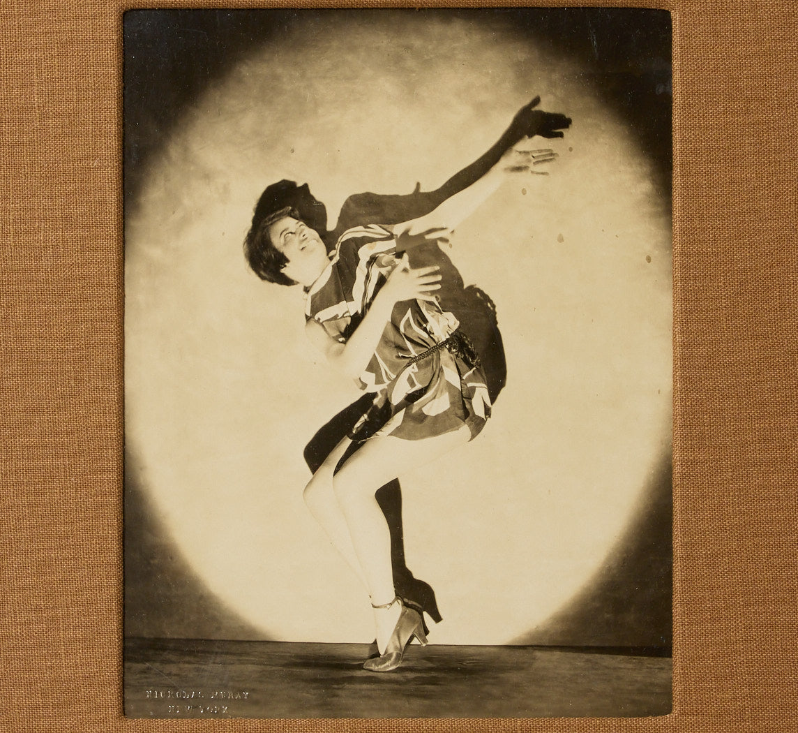 1930S PHOTO OF ELANOR SHALER BY NICKOLAS MURAY