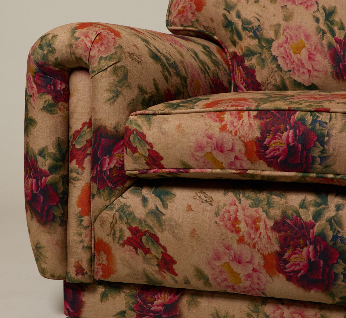 PAIR OF POSTMODERN OVERSIZED LOUNGE CHAIRS IN FLORAL