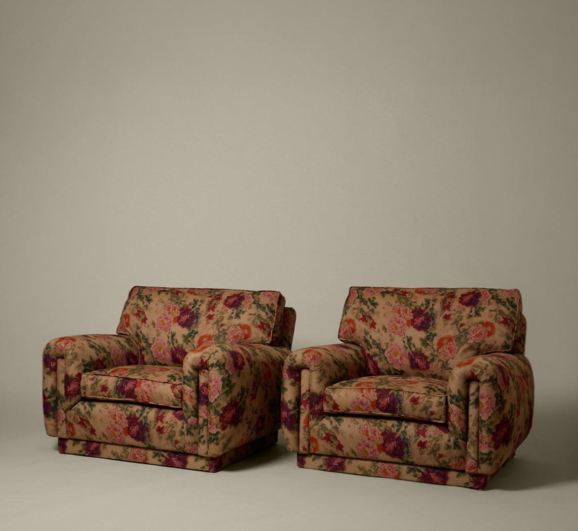 PAIR OF POSTMODERN OVERSIZED LOUNGE CHAIRS IN FLORAL