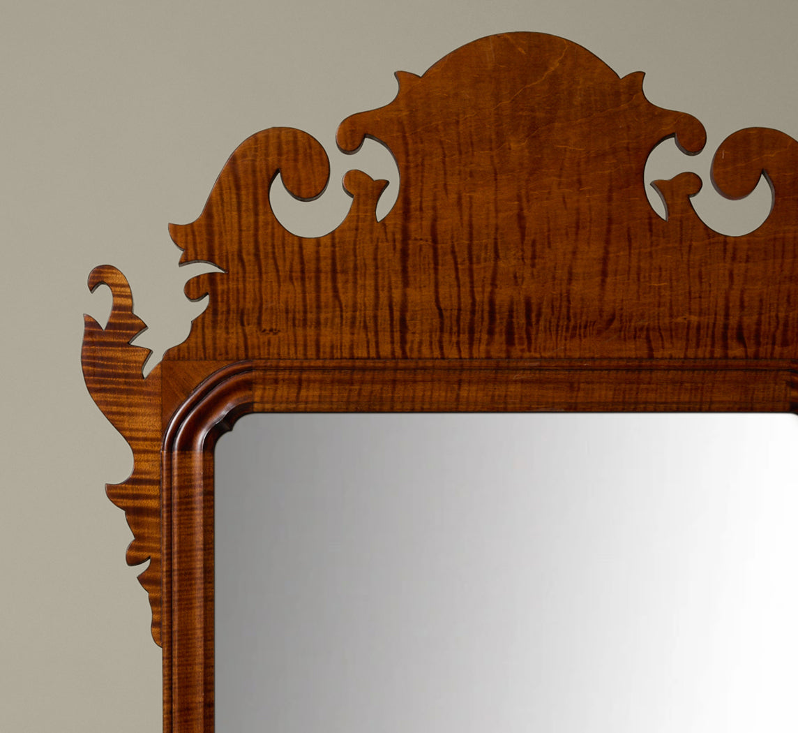 18TH CENTURY CHIPPENDALE MAPLE MIRROR