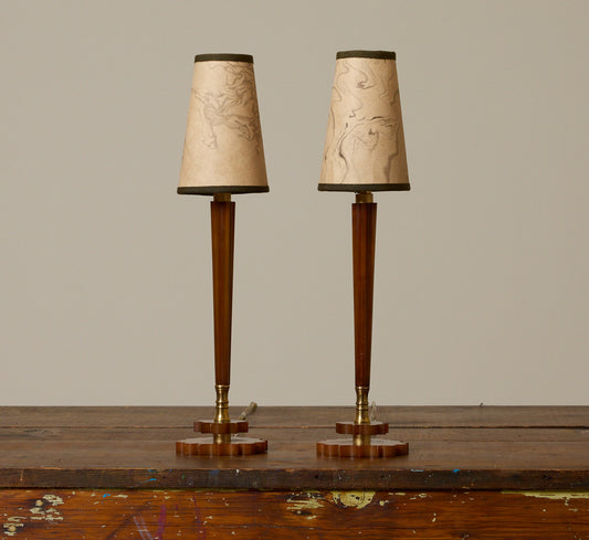PAIR OF BAKELITE TABLE LAMPS WITH SUMINAGASHI SHADES